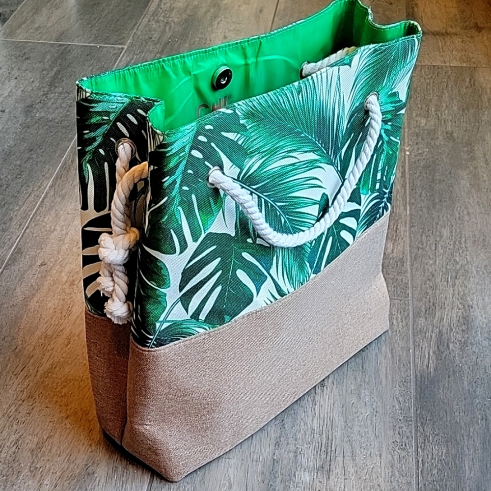 NWOT Ulta Chi Tropical Leaf Canvas Tote Bag